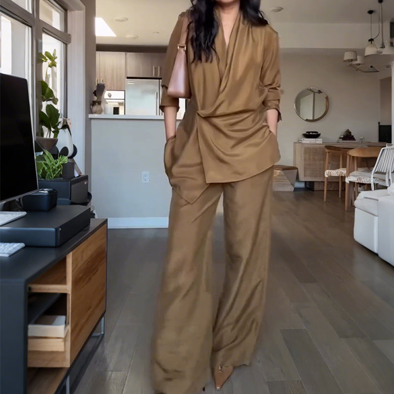 Ensemble Élégance Décontractée – Col V & Pantalon Fluide